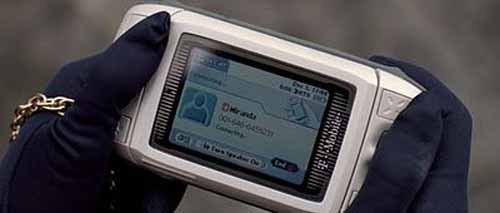 Телефон T-Mobile Sidekick 2 в фильме Дьявол носит Прада